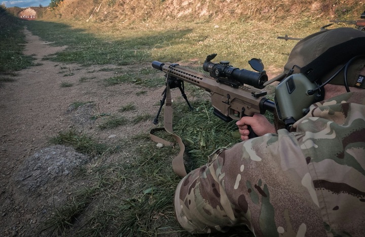 300 scope